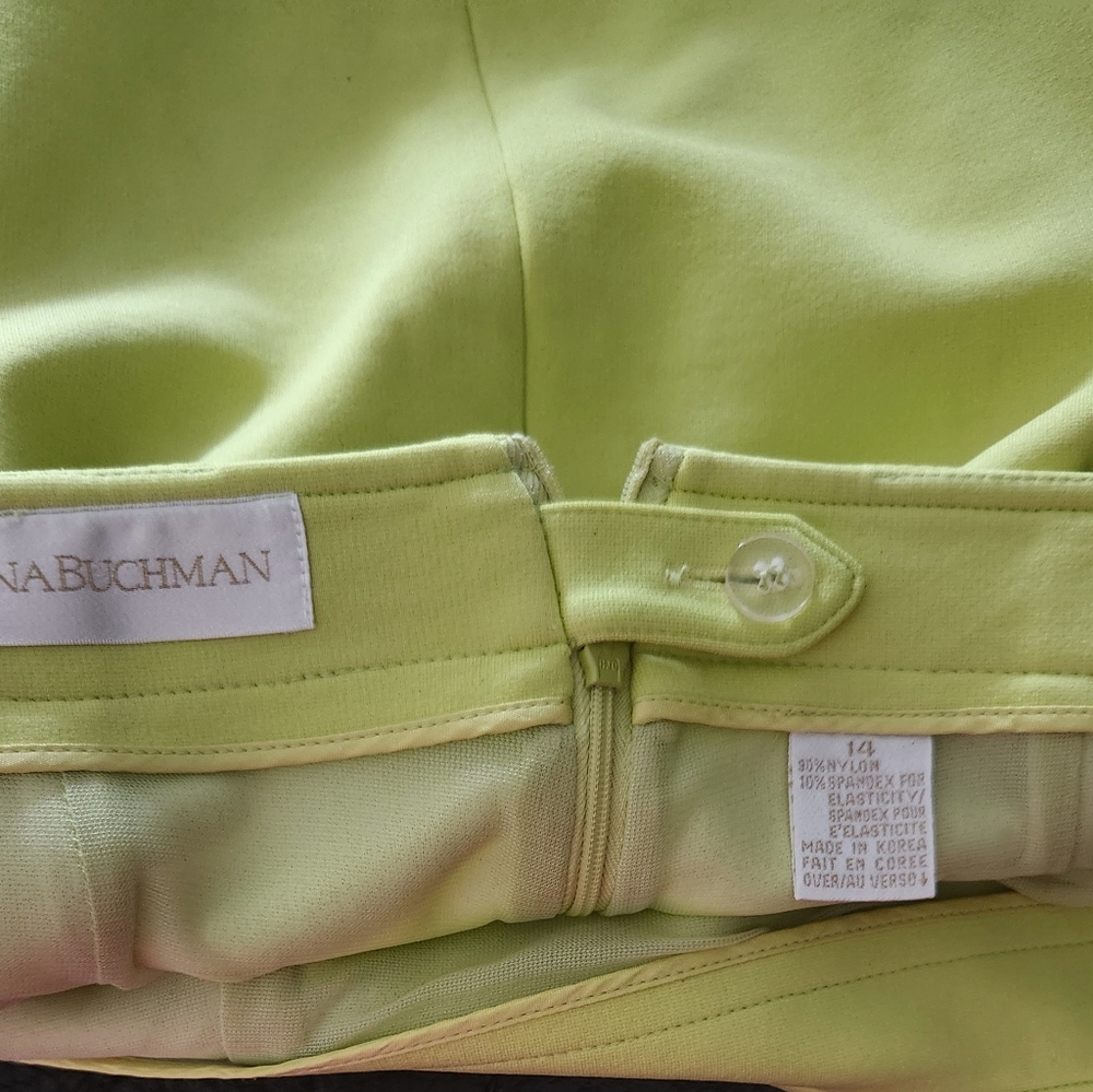Vintage Dana Buchman Women's Suite in Lime Green. - Picture 13 of 16